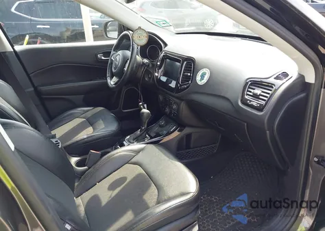 2018 Jeep Compass Altitude 4X4 из США, поврежденный, VIN 3C4NJDBB1JT402381